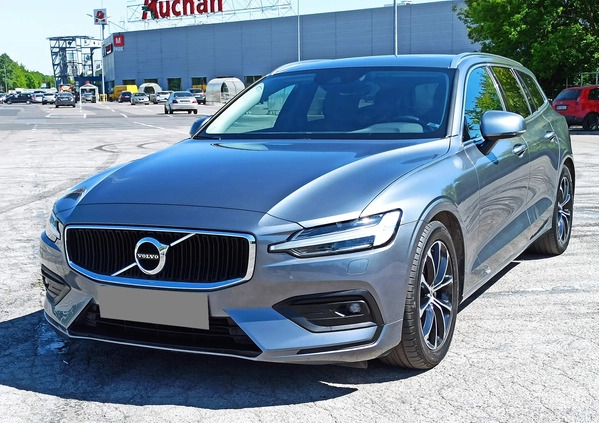 Volvo V60 cena 92900 przebieg: 60000, rok produkcji 2019 z Radom małe 781